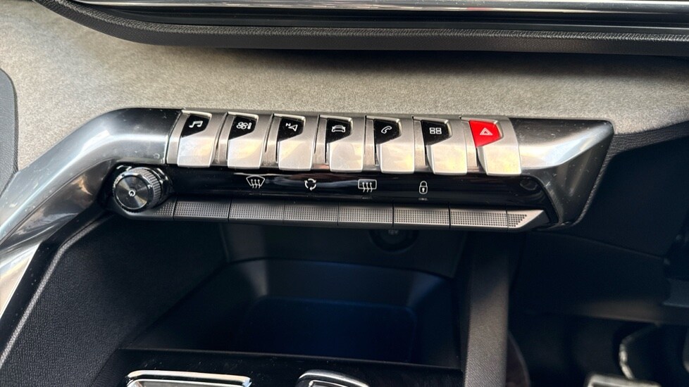 Used Peugeot 3008 2021 for sale - 76872908: Photo 40