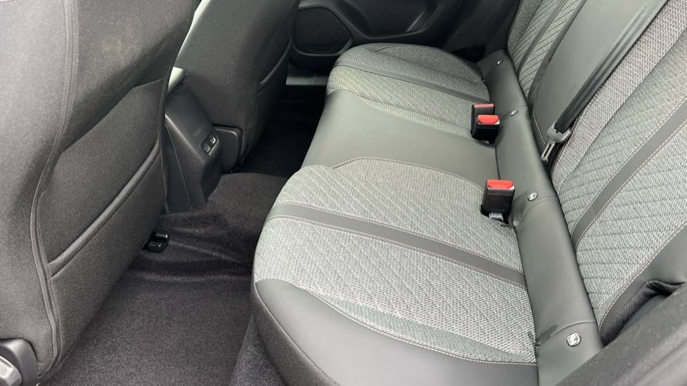 Used Peugeot 2008 2024 for sale - 76112346: Photo 14