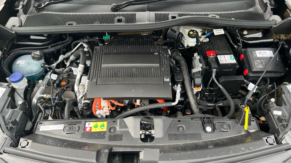 Used Peugeot 2008 2024 for sale - 76112346: Photo 16