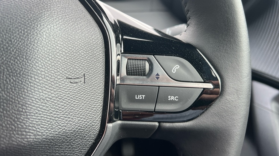 Used Peugeot 2008 2024 for sale - 76112346: Photo 22