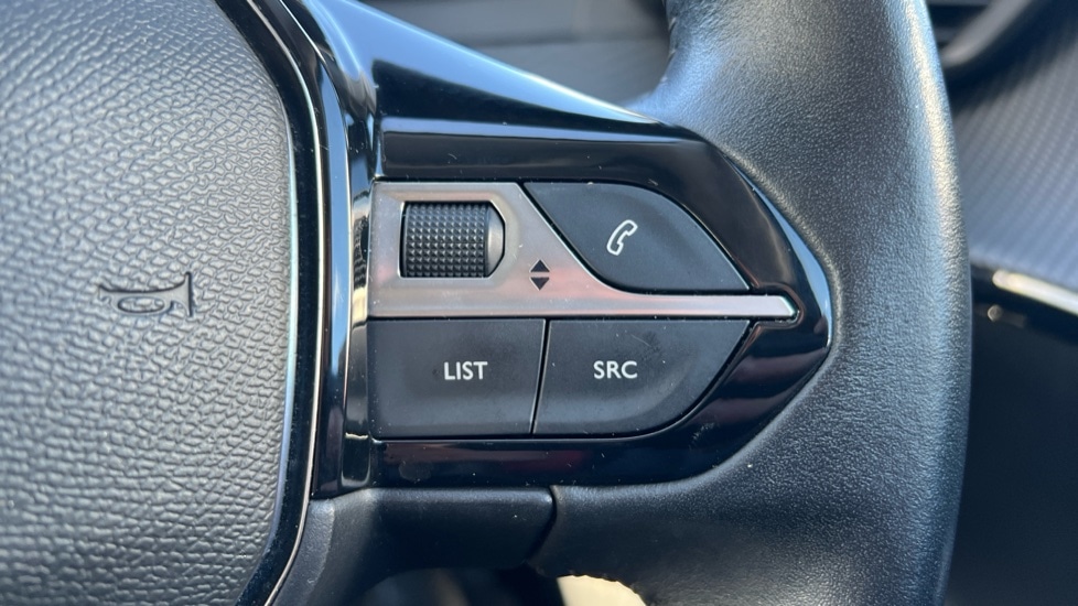 Used Peugeot 208 2020 for sale - 76871295: Photo 24