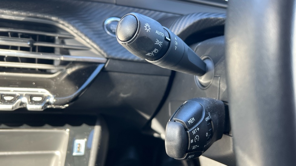 Used Peugeot 208 2020 for sale - 76871295: Photo 27