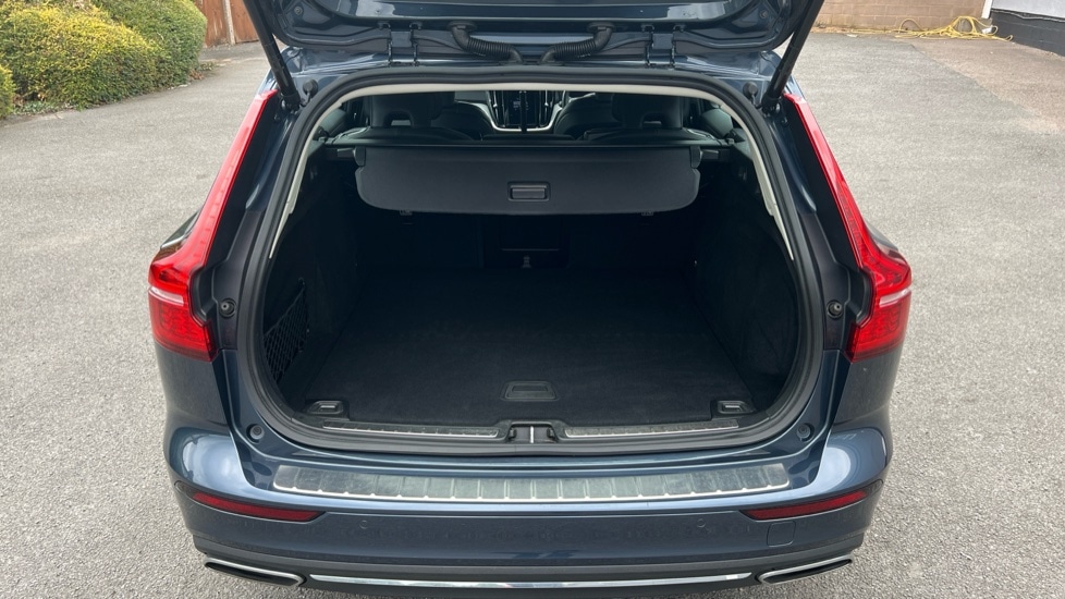 Used Volvo V60 2022 for sale - 76869155: Photo 15
