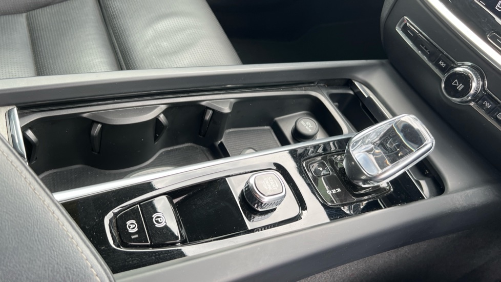 Used Volvo V60 2022 for sale - 76869155: Photo 30