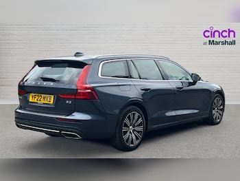 Used Volvo V60 2022 for sale - 76869155: Photo