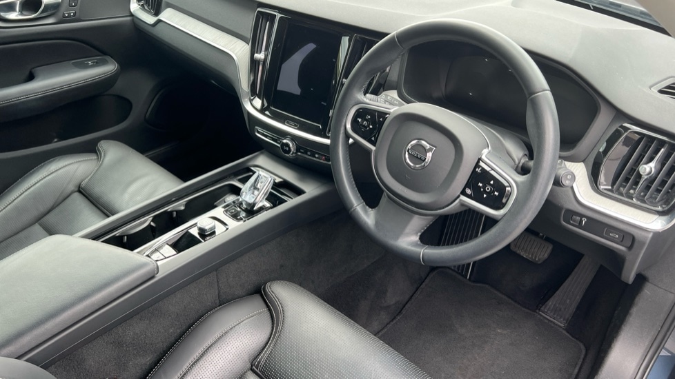 Used Volvo V60 2022 for sale - 76466194: Photo 9