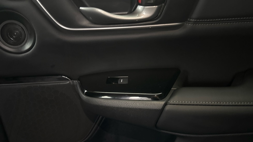 Used Honda CR-V 2022 for sale - 76966495: Photo 36