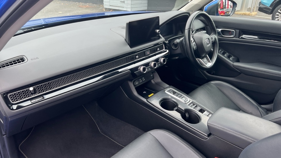 Used Honda Civic 2023 for sale - 76079324: Photo 2