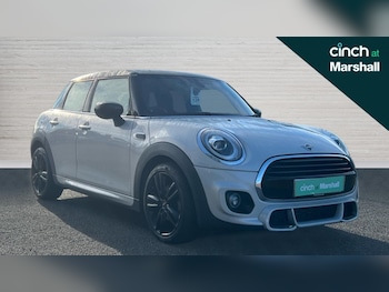 Used MINI Hatch 2019 for sale - 76466370: Photo
