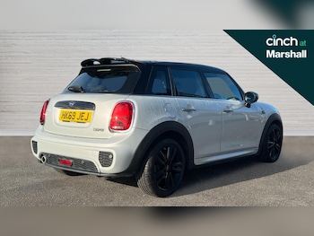 Used MINI Hatch 2019 for sale - 76466370: Photo