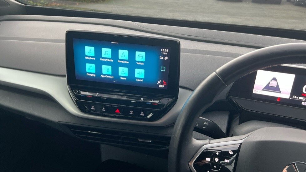 Used Volkswagen ID.4 2022 for sale - 76873856: Photo 12