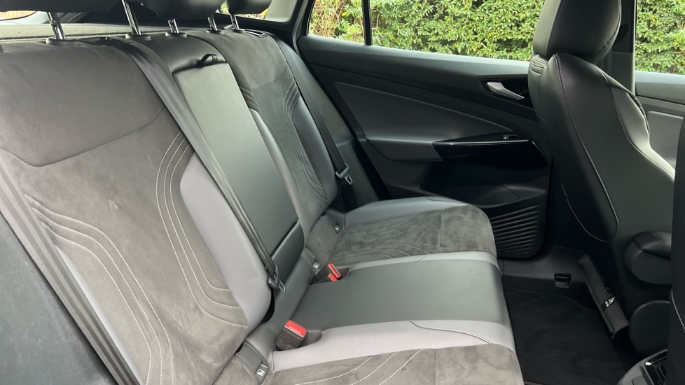 Used Volkswagen ID.4 2022 for sale - 76873856: Photo 14