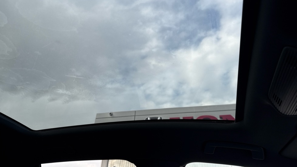 Used Volkswagen ID.3 2022 for sale - 76872809: Photo 32