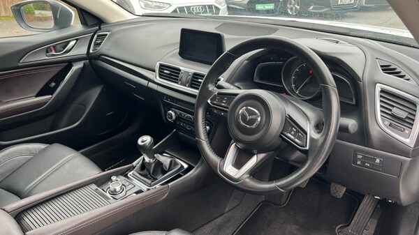 Used Mazda Mazda3 2018 for sale - 76154773: Photo 9