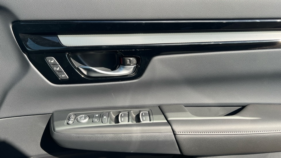 Used Honda CR-V 2025 for sale - 76466316: Photo 29