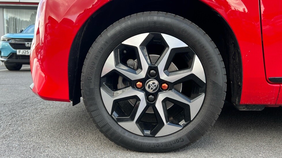 Used Toyota AYGO 2019 for sale - 76871429: Photo 17