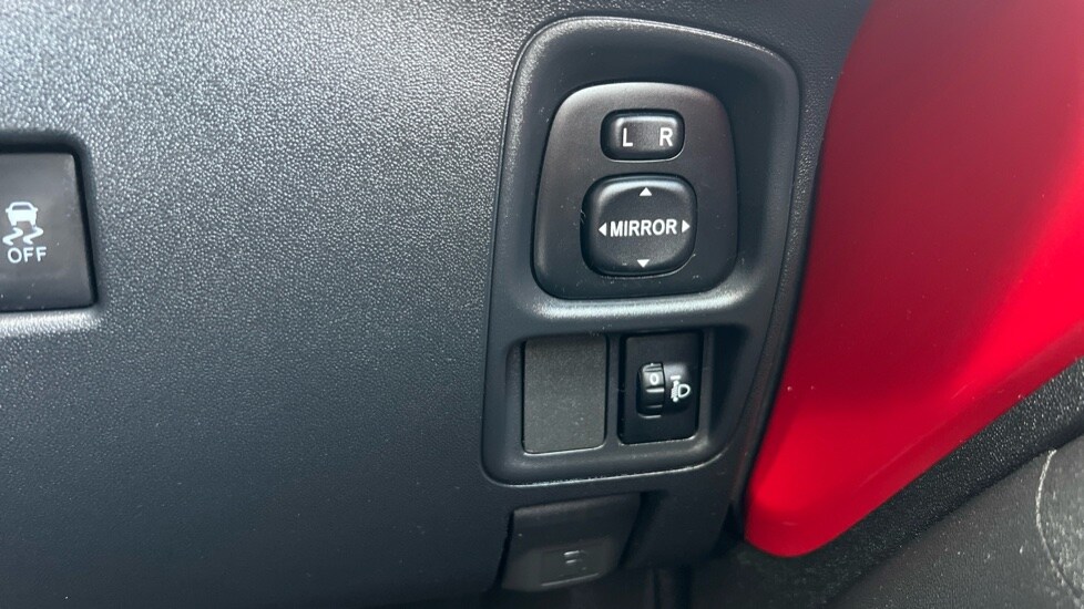 Used Toyota AYGO 2019 for sale - 76871429: Photo 21