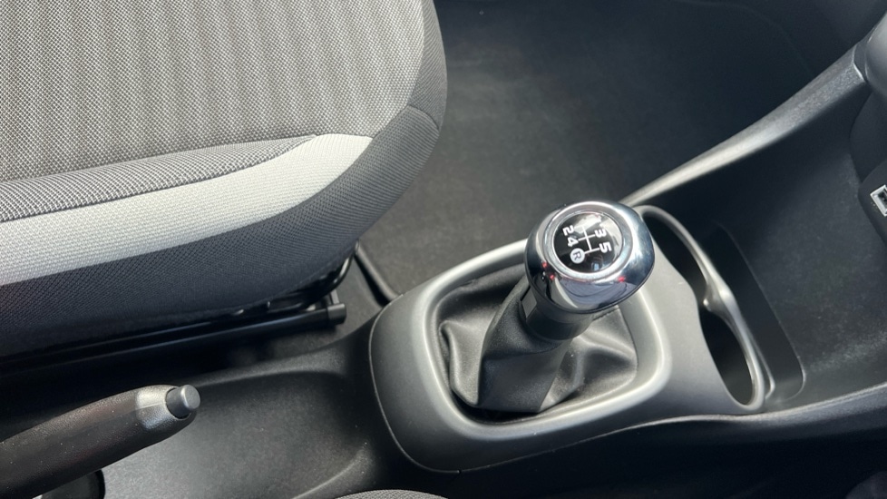 Used Toyota AYGO 2019 for sale - 76871429: Photo 30