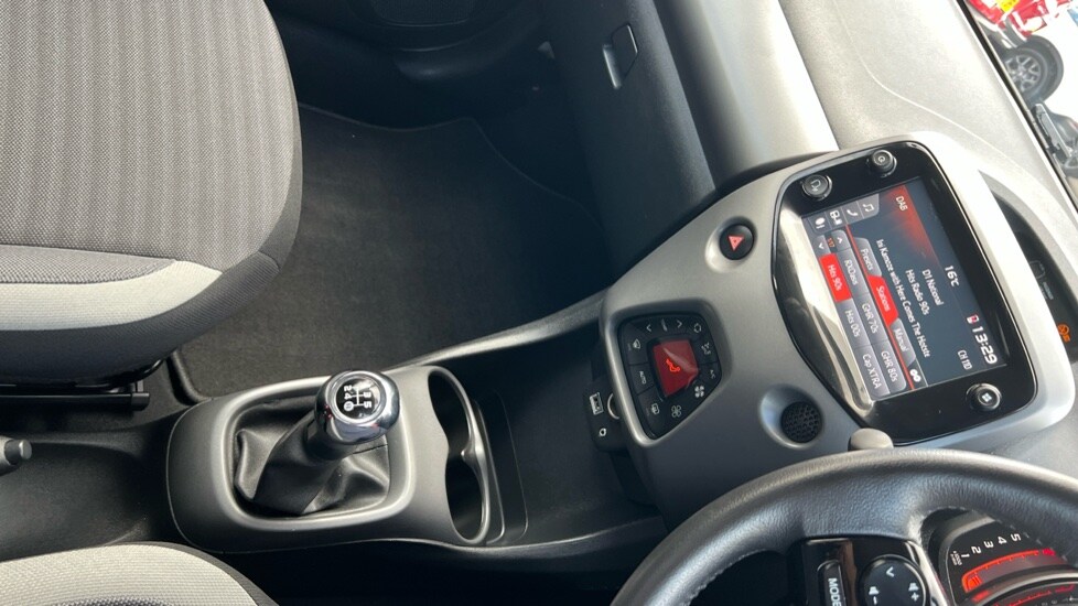 Used Toyota AYGO 2019 for sale - 76871429: Photo 31