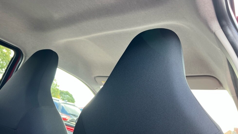 Used Toyota AYGO 2019 for sale - 76871429: Photo 33