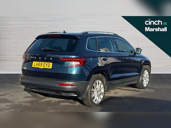 Used Skoda Karoq 2019 for sale - 76652624: Photo