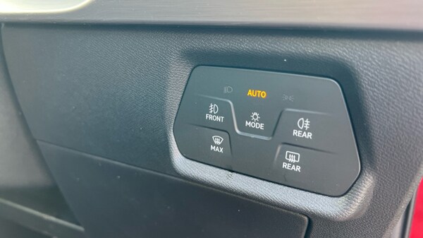 Used SEAT Leon 2022 for sale - 76061982: Photo 32