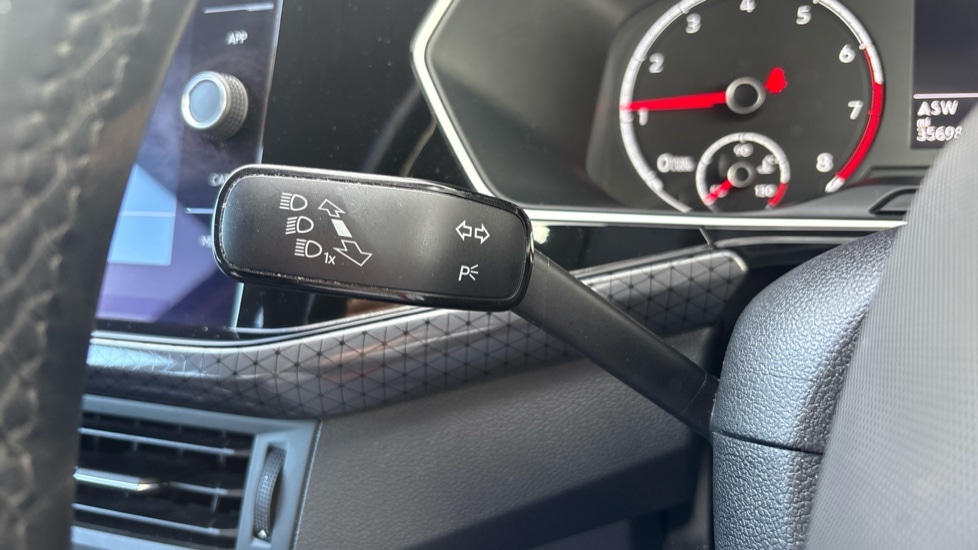 Used Volkswagen T-Cross 2021 for sale - 75796922: Photo 25