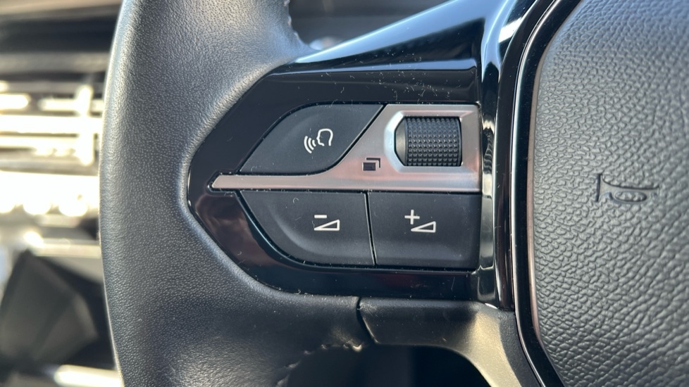 Used Peugeot 208 2020 for sale - 76514941: Photo 23