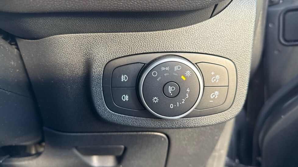 Used Ford Fiesta 2020 for sale - 76873160: Photo 21