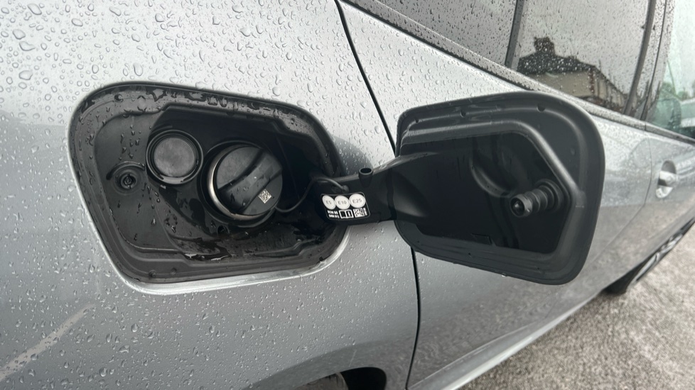 Used BMW 1 Series 2023 for sale - 76595320: Photo 21