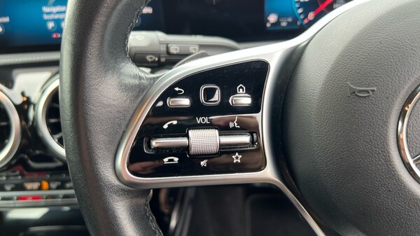 Used Mercedes-Benz A-Class 2019 for sale - 76276617: Photo 30