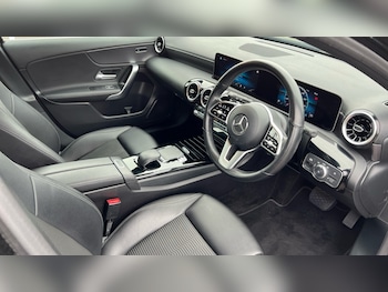 Used Mercedes-Benz A-Class 2019 for sale - 76276617: Photo 3