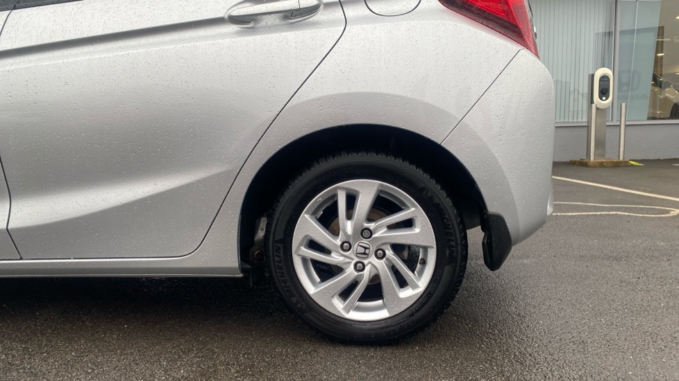 Used Honda Jazz 2015 for sale - 76780092: Photo 18