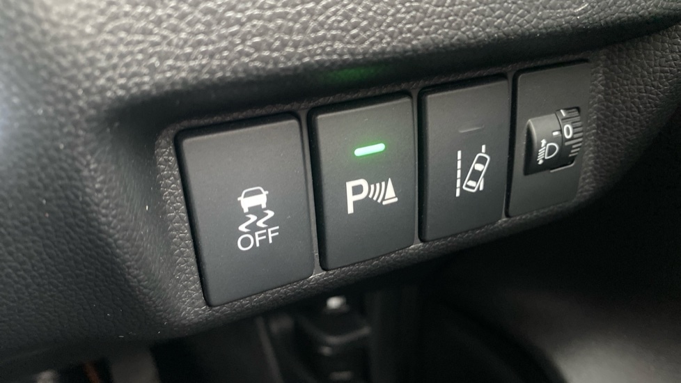 Used Honda Jazz 2015 for sale - 76780092: Photo 26