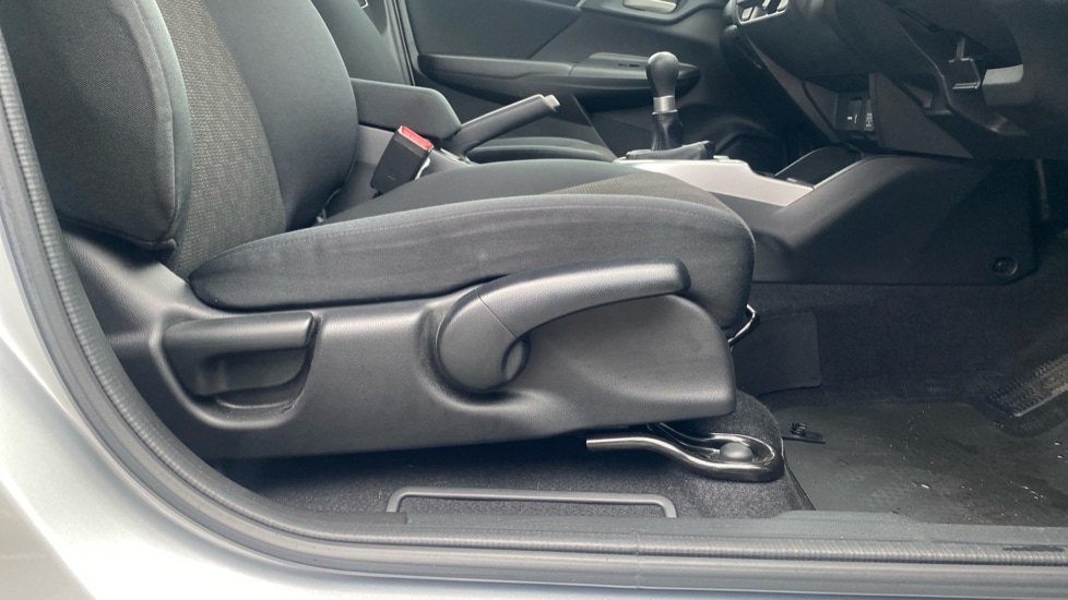 Used Honda Jazz 2015 for sale - 76780092: Photo 32