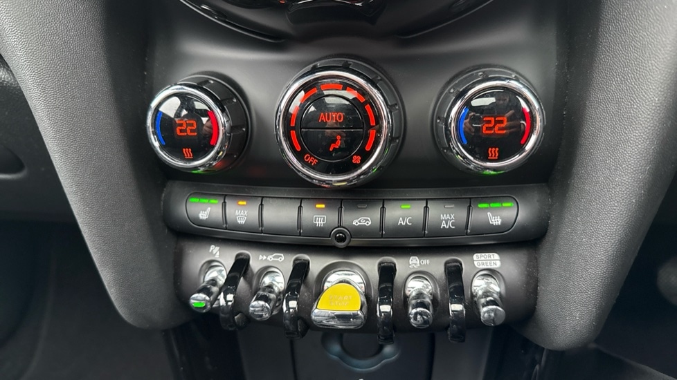 Used MINI Hatch 2021 for sale - 76872160: Photo 35