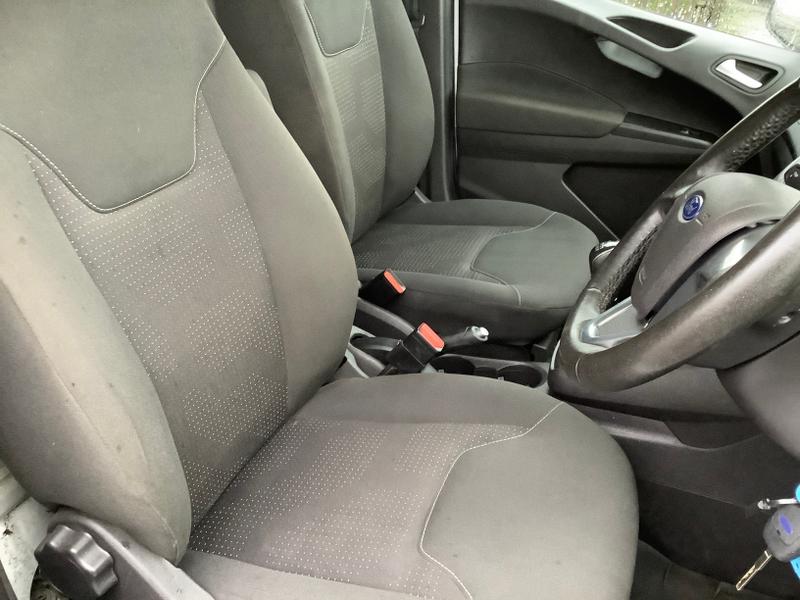 Used Ford Transit Courier 2020 for sale - 76557436: Photo 11