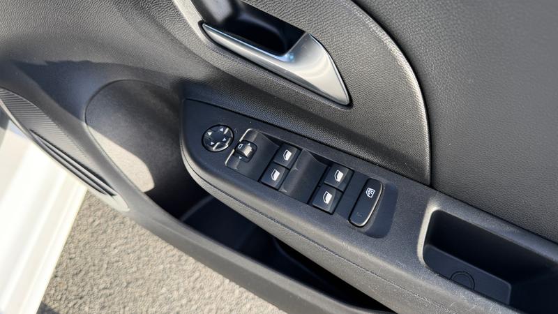 Used Vauxhall Corsa 2022 for sale - 76649767: Photo 13