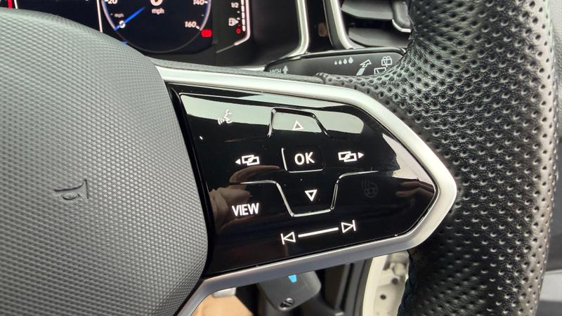 Used Volkswagen T-Roc 2023 for sale - 77274936: Photo 16