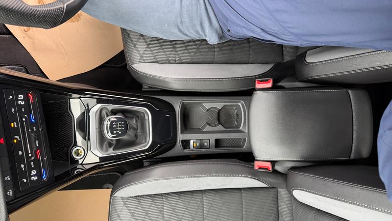 Used Volkswagen T-Roc 2023 for sale - 77274936: Photo 23