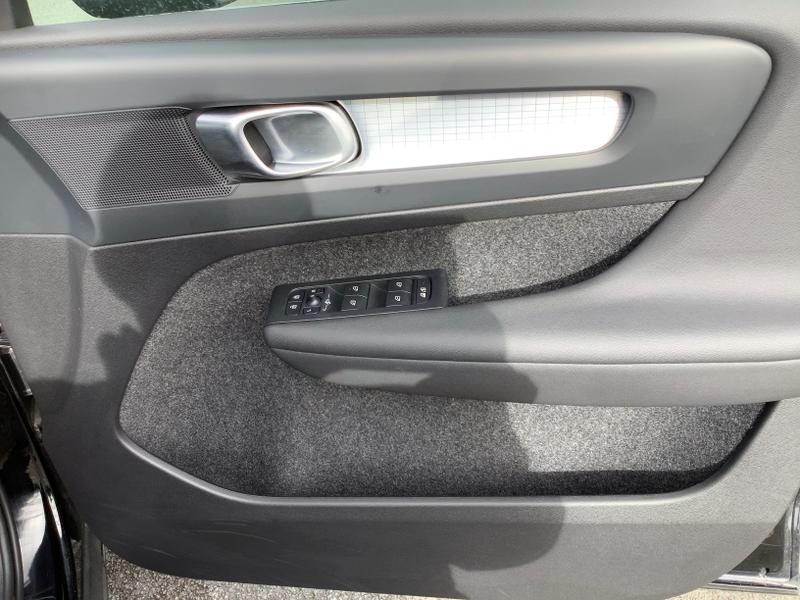 Used Volvo XC40 for sale - 77785524: Photo 11