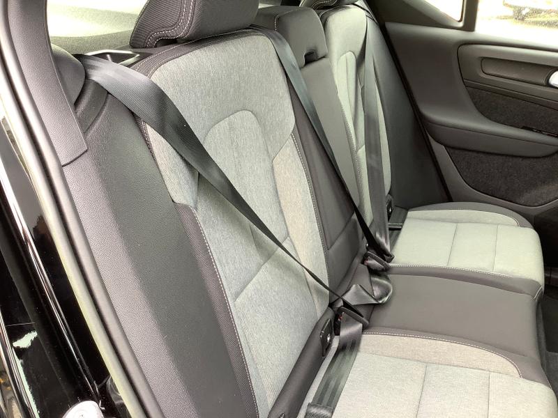 Used Volvo XC40 for sale - 77785524: Photo 25