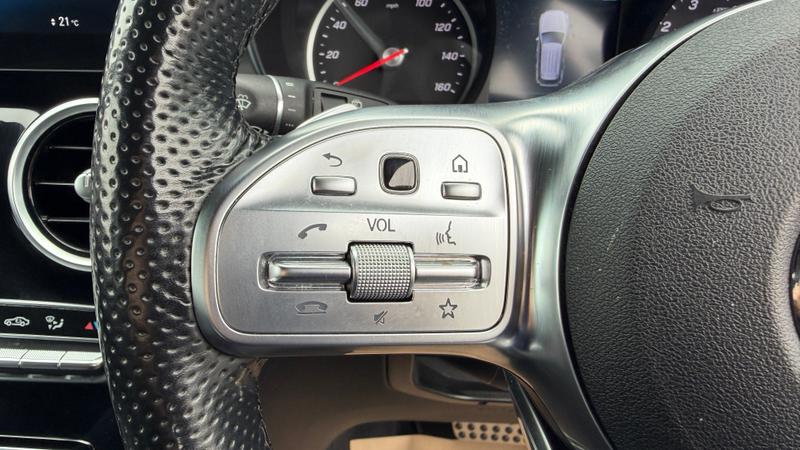 Used Mercedes-Benz GLC 2022 for sale - 77989085: Photo 16