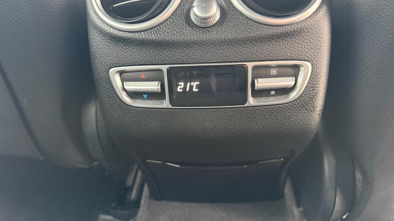 Used Mercedes-Benz GLC 2022 for sale - 77989085: Photo 29