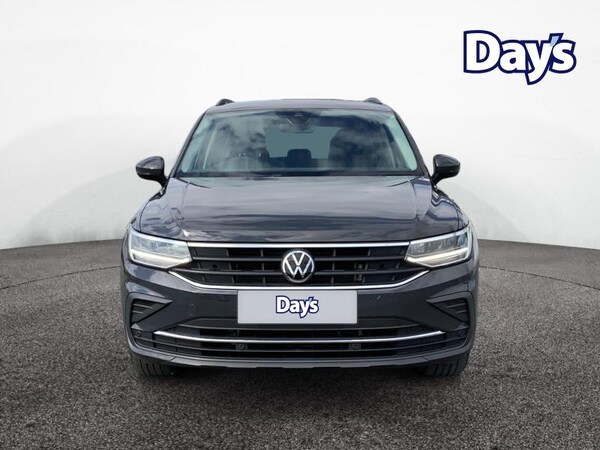 Used Volkswagen Tiguan 2022 for sale - 75655798: Photo 2