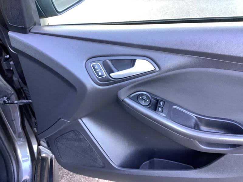 Used Ford Focus 2018 for sale - 76363006: Photo 11