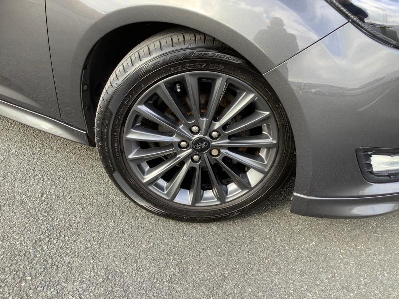 Used Ford Focus 2018 for sale - 76363006: Photo 9