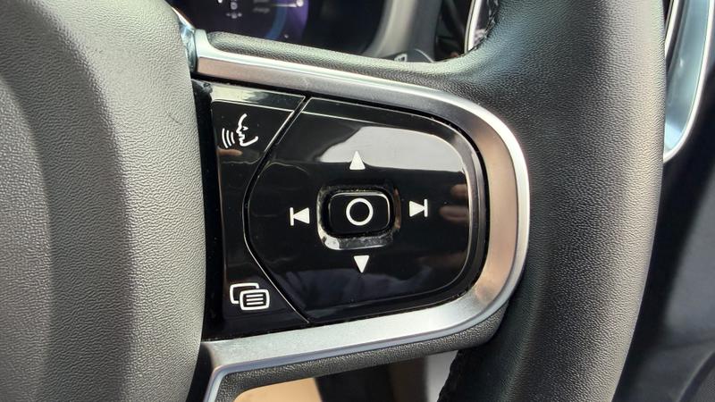 Used Volvo V60 2022 for sale - 77286398: Photo 16