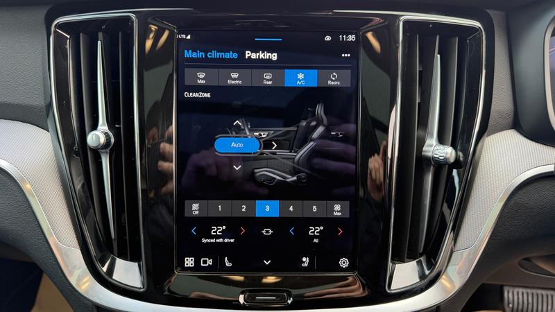 Used Volvo V60 2022 for sale - 77286398: Photo 21