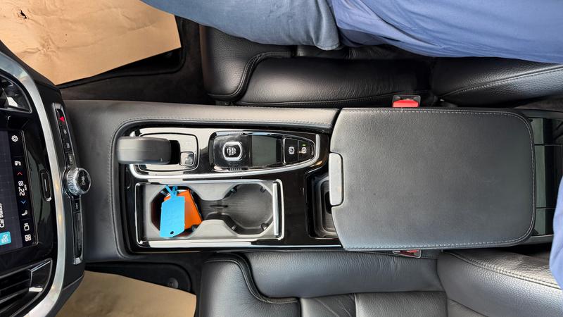 Used Volvo V60 2022 for sale - 77286398: Photo 23